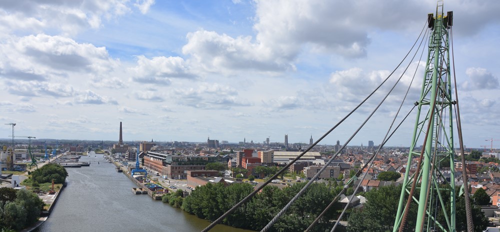 1202 Plaatsen van historische havenkranen aan de Oude Dokken_1