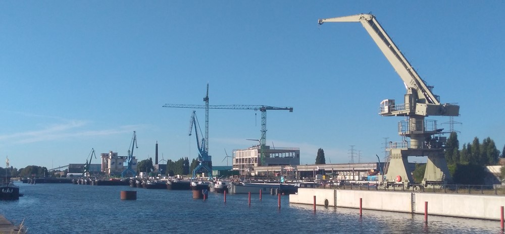 1202 Plaatsen van historische havenkranen aan de Oude Dokken_3