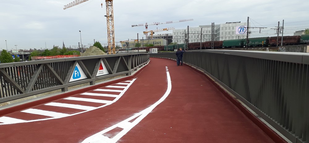 1081 Fietsostrade Antwerpen-Mechelen: bouw fietsbrug R10